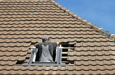 Pose de velux - Gesnes-le-Gandelin